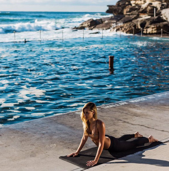 Image Source: Laura Dundovic Instagram 