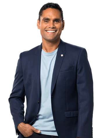 Rob Collins stars in The Wrong Girl Image Source: Channel Ten